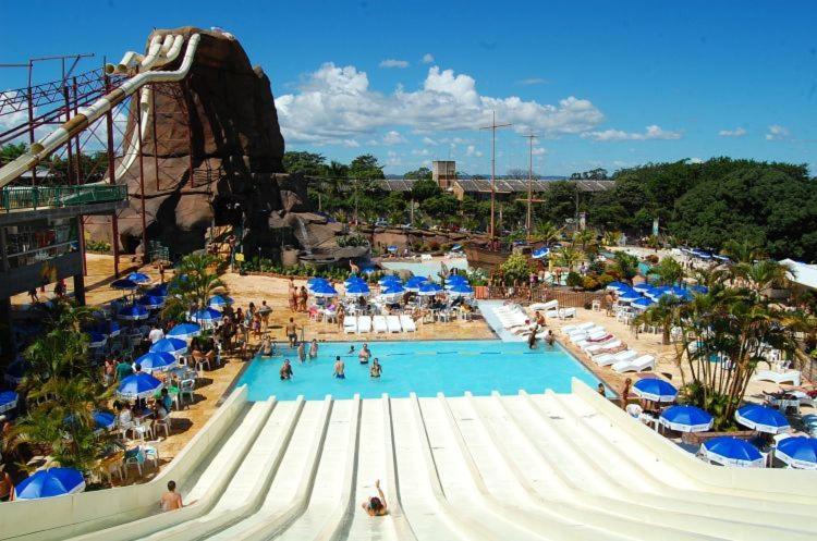 Apartamento Spazzio Diroma Acqua Park Luxo - Parque Aquatico Incluso Caldas Novas